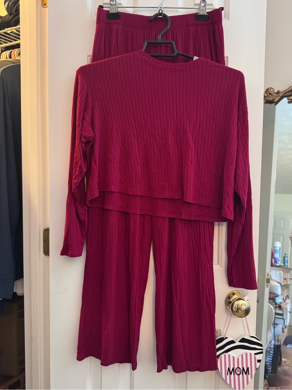 Victoria’s Secret 2pc Ribbed Modal Cropped PJ Set Red Medium Short